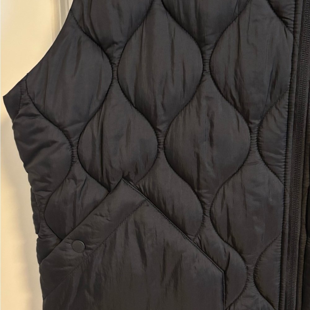 Roots Canada Brooks Quilted Vest - XXL - Picture 9 of 10